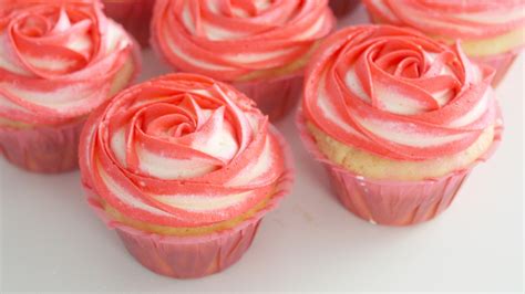 Rose Cupcakes Rose Flavour Decoration Recipe Youtube