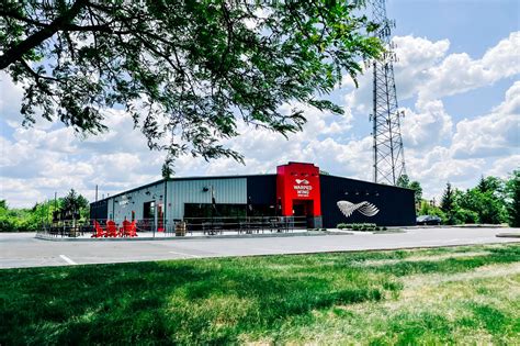 Huber Heights Brewery & Smokery - Warped Wing Brewing Company