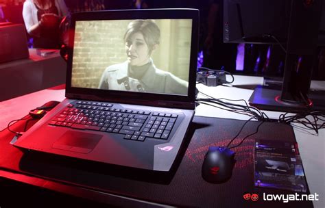 Computex 2016 ASUS ROG GX800 Liquid Cooled Gaming Laptop Offers Two