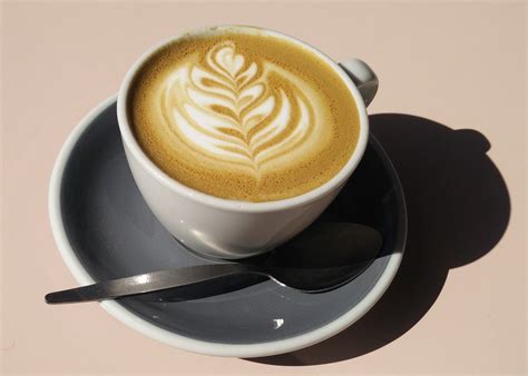 flat white wander simply