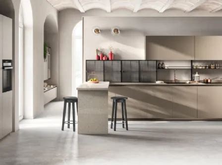 Cucina Moderna Liberamente In Statuario E Grigio Ferro Di Scavolini