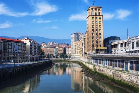 Shore Excursion Bilbao Highlights Small Group Tour 2024