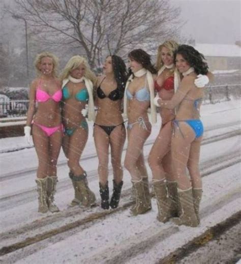 Funny Photos Of Bikini Girls Pics