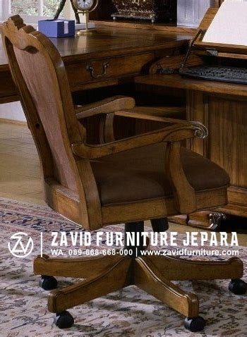 Kursi Direktur Modern Desain Simple Elegan Kayu Jati Malang