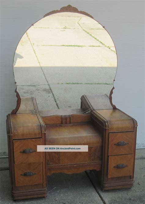 Antique Bedroom Vanity With Mirror Bedroom Vanity Mirror Antique