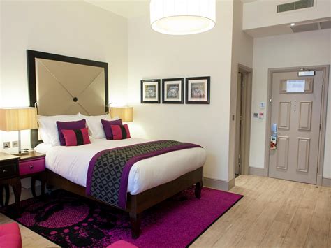 Hotel Indigo London - Kensington (United Kingdom) | FROM $148 - SAVE ON AGODA!