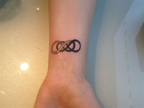 Double Infinity Tattoo Designs