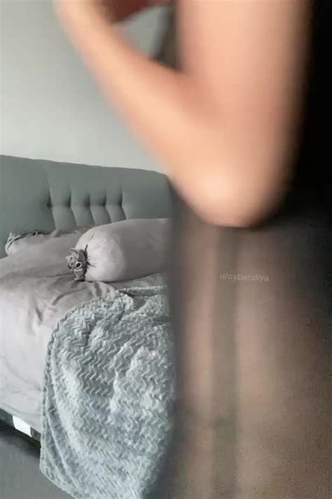 You Can Only Pick One Ass Or Pussy Scrolller