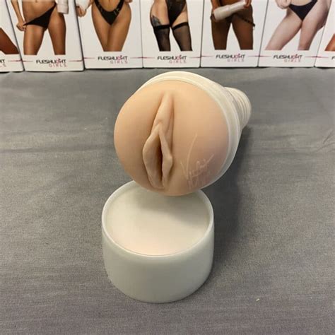 Violet Myers Fleshlight Review Tried Tested