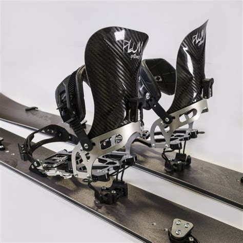 Splitboard bindings and crampons I Stranda Snowboards