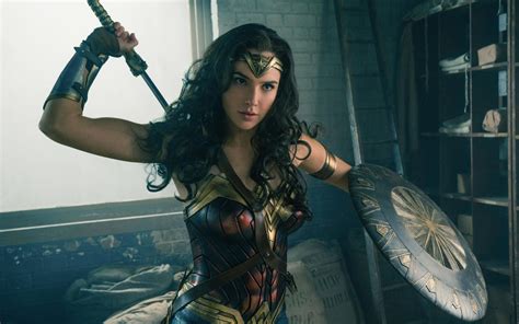 Super Herói Mulher Maravilha - Mulher-Maravilha é o filme de super-herói com maior aprovação no Rotten ...