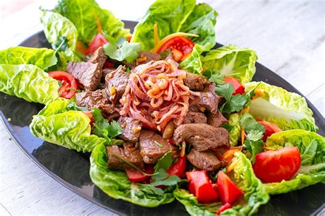 Vietnamese Shaking Beef Salad (Paleo, Gluten-Free)