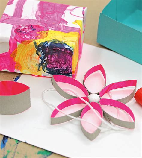 Blumen basteln: So wird's gemacht - [GEOLINO]