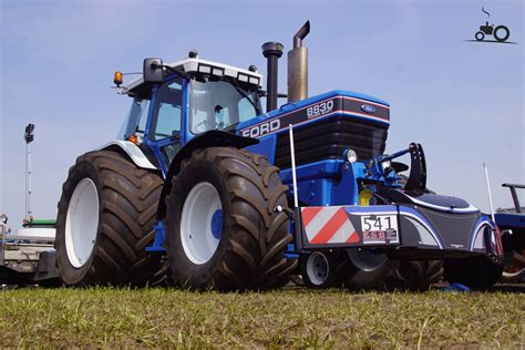 Foto Ford 8830 #1519016