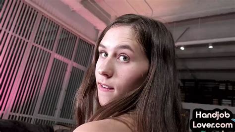 Wanking Loving Amateur Show Off Her Skills Be Being Pleasured With Magic Wand Xhamster