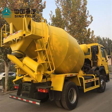 2 2.5 3 4 5 Cubic Meters m3 Mini Mobile Concrete Mixer Truck Self Loading