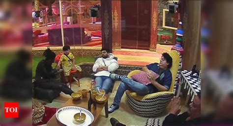 Bigg Boss 16 Shiv Thakare Goes Against Sajid Khan To Support Sumbul