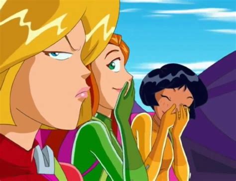 Totally Spies Ep Espi S Tres Espias Demais Tres Espias