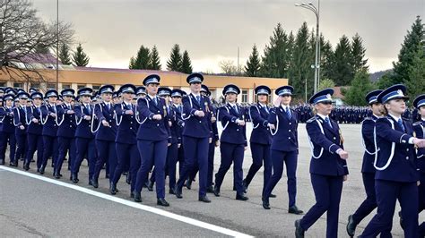 Ministerul De Interne Face Angaj Ri Aproape De Locuri Sunt