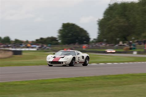 Ford Gt40 Chassis Gt40p1010 Entrant Adrian Newey Driver