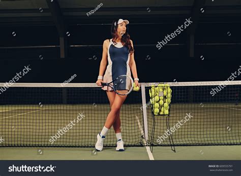 Sexy Brunette Female Tennis Player Posing Stock Photo 609555791 Shutterstock