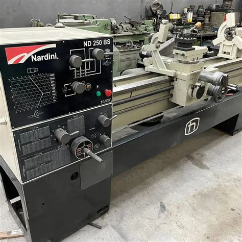 Torno Mecânico Nardini ND 250 BS Usado