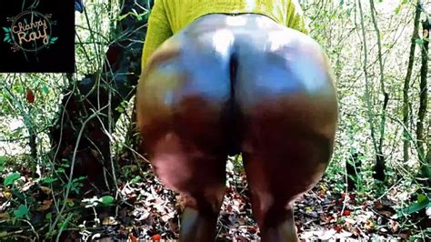 Twerking While Naked In The Great Outdoors Pornhub