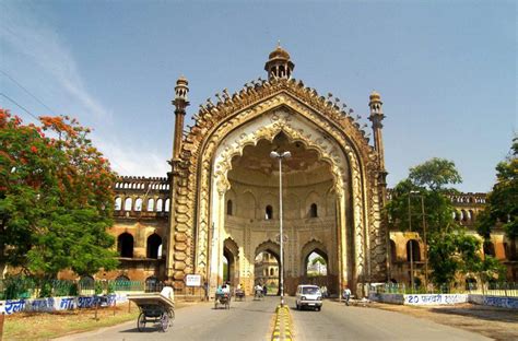 These 12 Historical Places In Lucknow Will Make The Mughal Era Come Alive