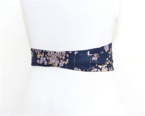 Ceinture Obi Marine à Fleurs de Cerisier Polina Couture