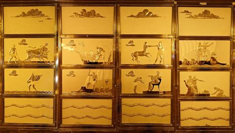 Art Deco Glass Panels, RMS Queen Mary | Art deco glass, Art deco, Queen ...