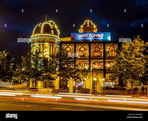 Bradford alhambra theatre at night hi-res stock photography and images ...