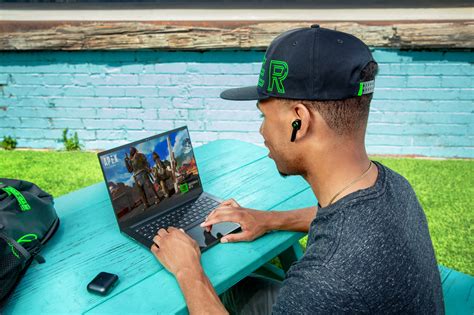 Razer Introduce The Hammerhead Pro Hyperspeed Cross Platform True