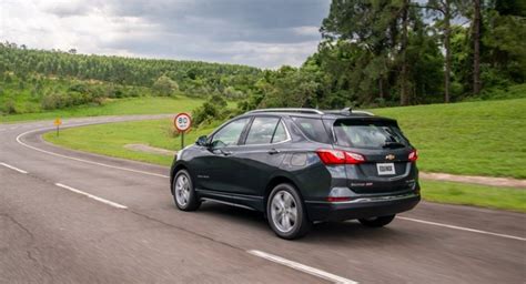 Chevrolet Lan A Linha Do Equinox Modelo Ganha A Op O De Motor