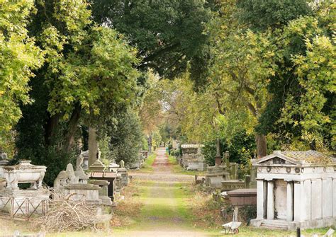 Kensal Green Cemetery – and West London Crematorium