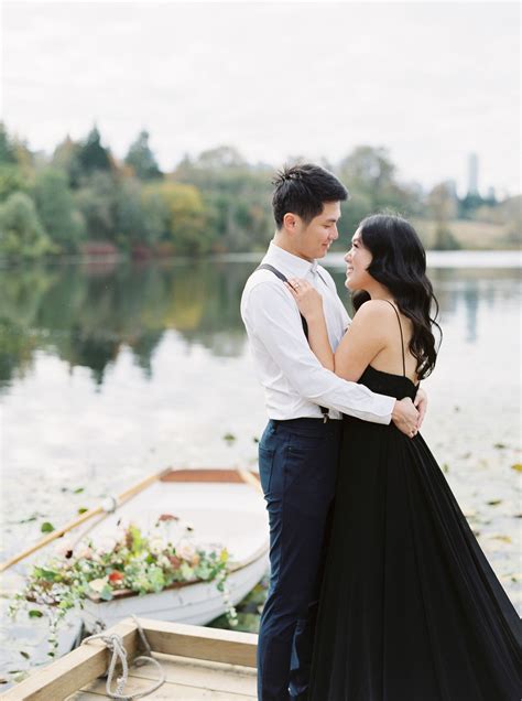 A Romantic Rowboat Engagement Session