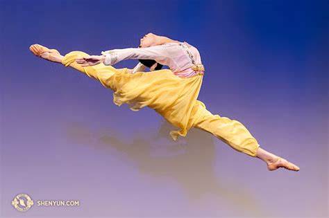 Shen Yun Performing Arts 7 Differences Between Ballet And Classical