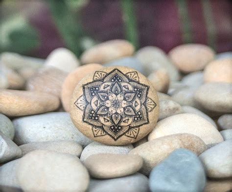 Mandala Mandala Art / Mandala Stone / Gift fo Her by KDspaceGifts