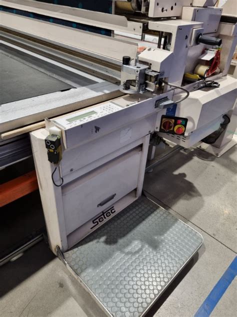 Lectra Vector 2500 Automated Cutting Machine Used Machines Exapro