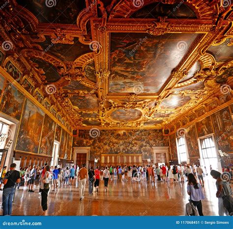 Doge`s Palace interior editorial photo. Image of europe - 117068451