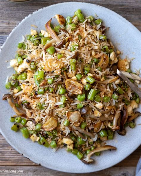 Green Bean Crispy Garlic Fried Rice Bean Sprout Recipes Green Beans