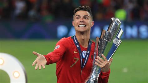 Ligue Des Nations Cristiano Ronaldo Fête Son Triplé Photo Le Soir