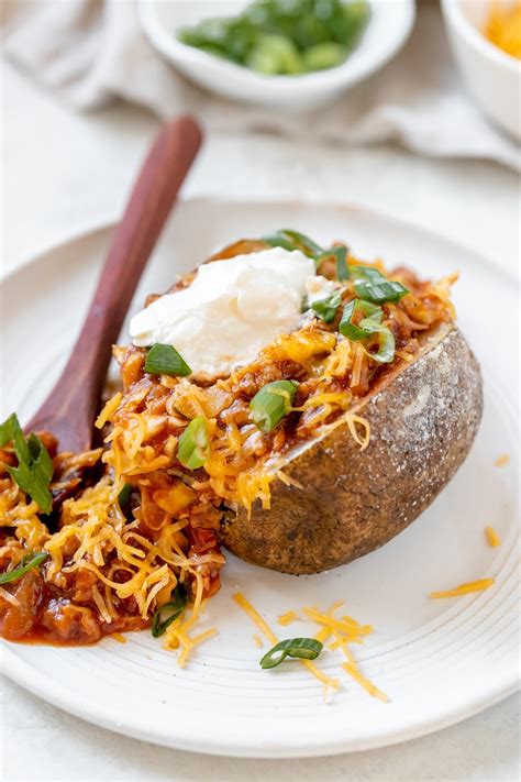 Baked Potato With Sour Cream