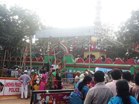 What Is This Roti Festival At Bara Shaheed Dargah Nativeplanet