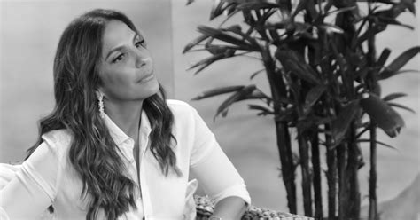 Com 23 Anos De Carreira Ivete Sangalo Lança O Seu Primeiro álbum