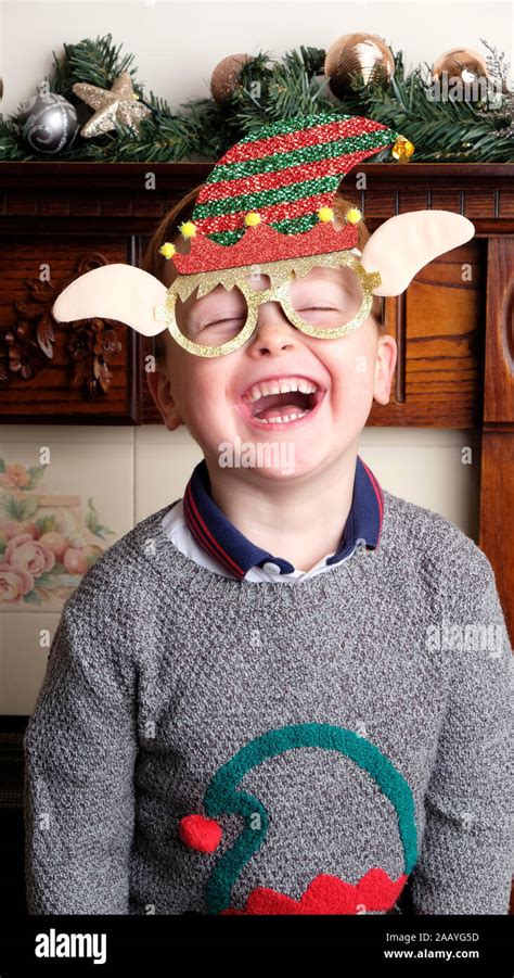 Excited child christmas hi-res stock photography and images - Alamy