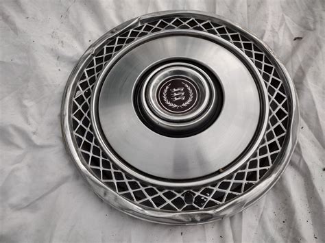 Vintage Ford Ltd Cougar Crown Vic Cat Hubcap Wheel Cover Used Ebay