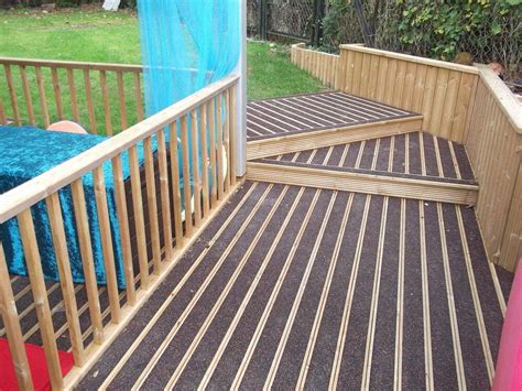 Safawood® Anti Slip Decking Rubbersmartcouk