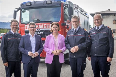 Fotos Und Pk Lrin Langer Weninger Lr Lindner Neue Feuerwehr