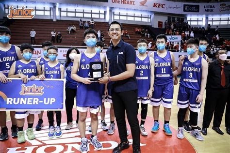 Tim Basket Putra SMP Kristen Gloria 1 RAIH RUNNER UP DBL JUNIOR