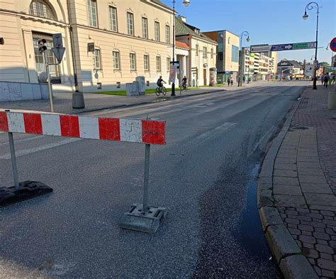 Kolejne Utrudnienia W Rejonie Skrzy Owania Przy Wi Zieniu W Siedlcach